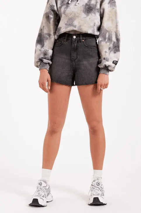DR DENIM W DN NORA SHORTS