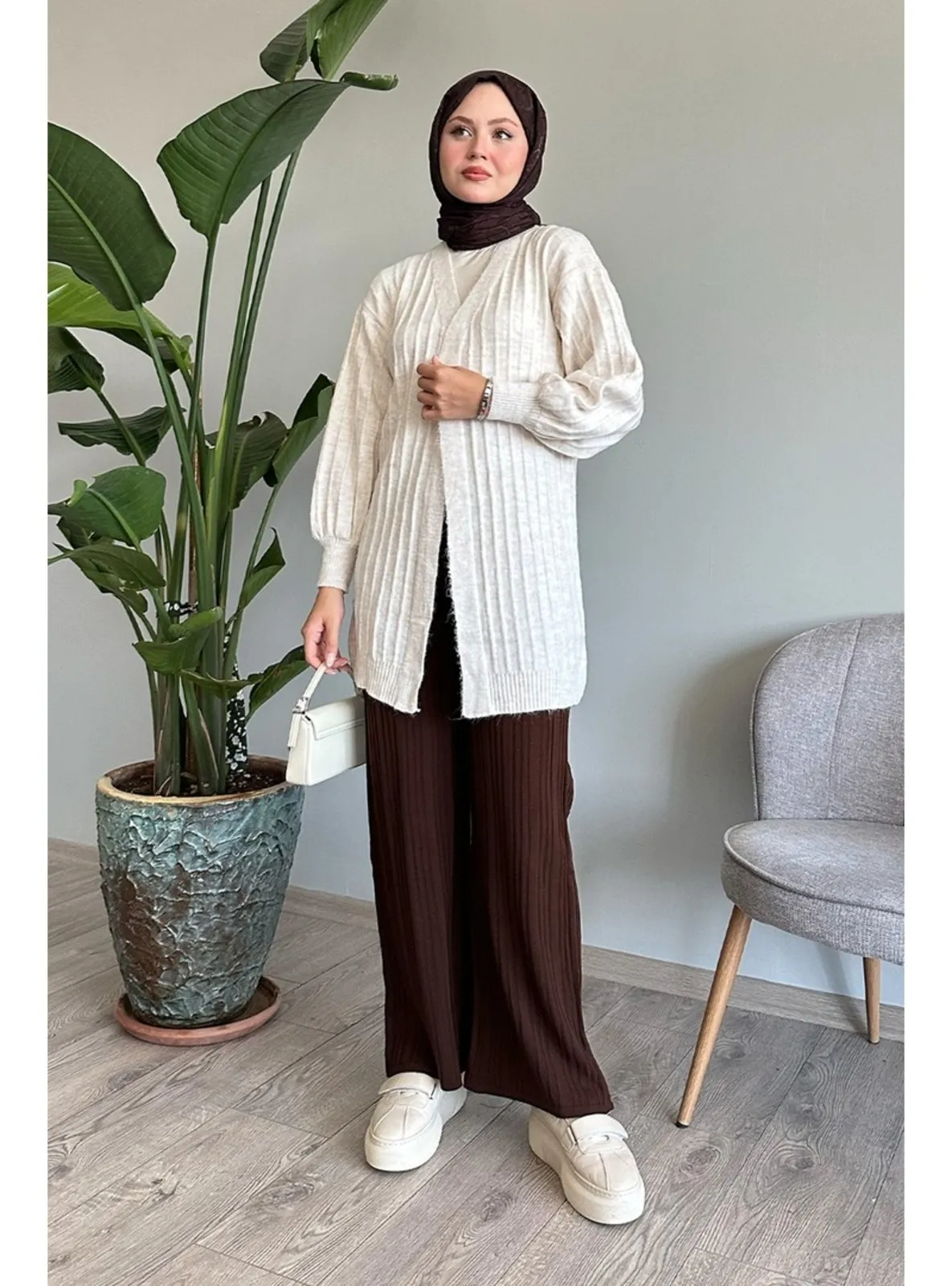 Ecru - Knit Cardigan