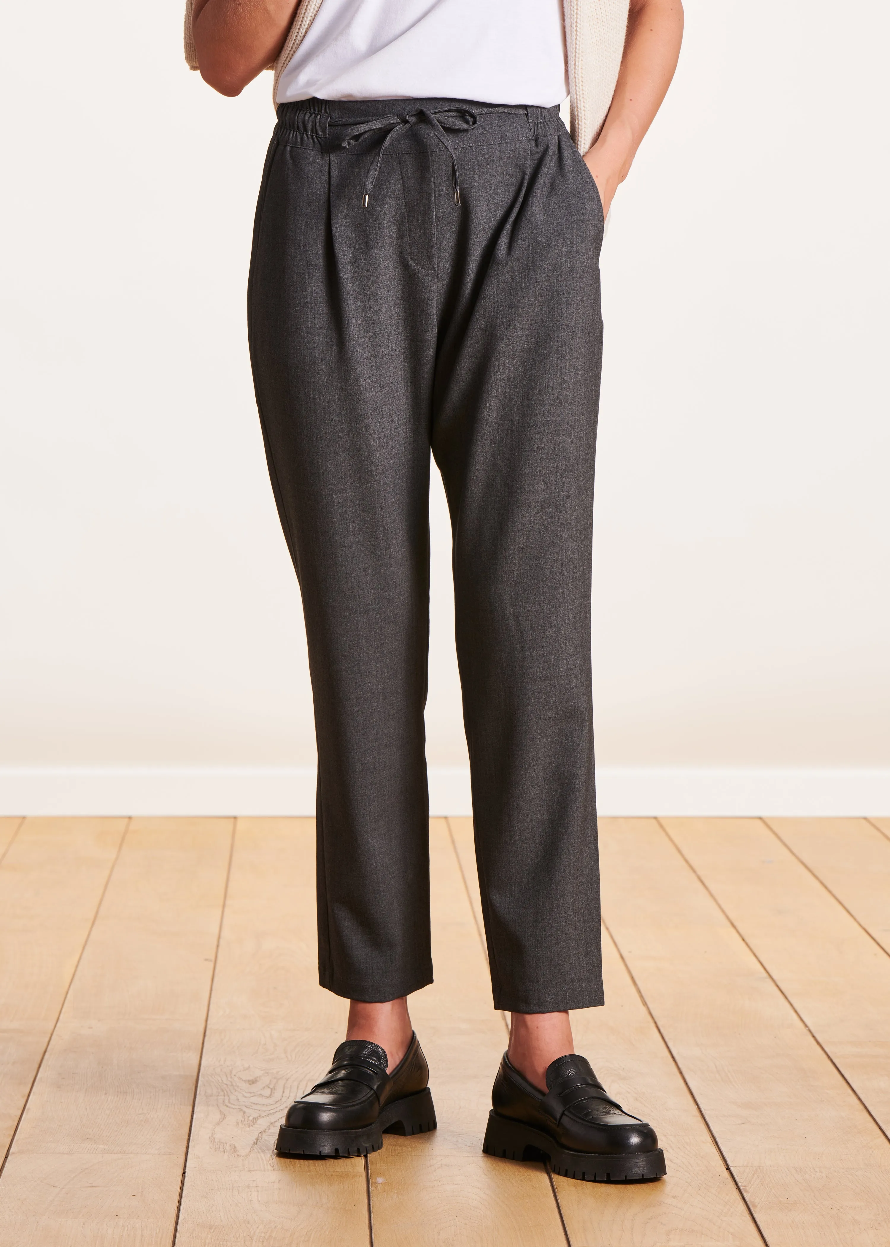 Pantalon coupe carotte